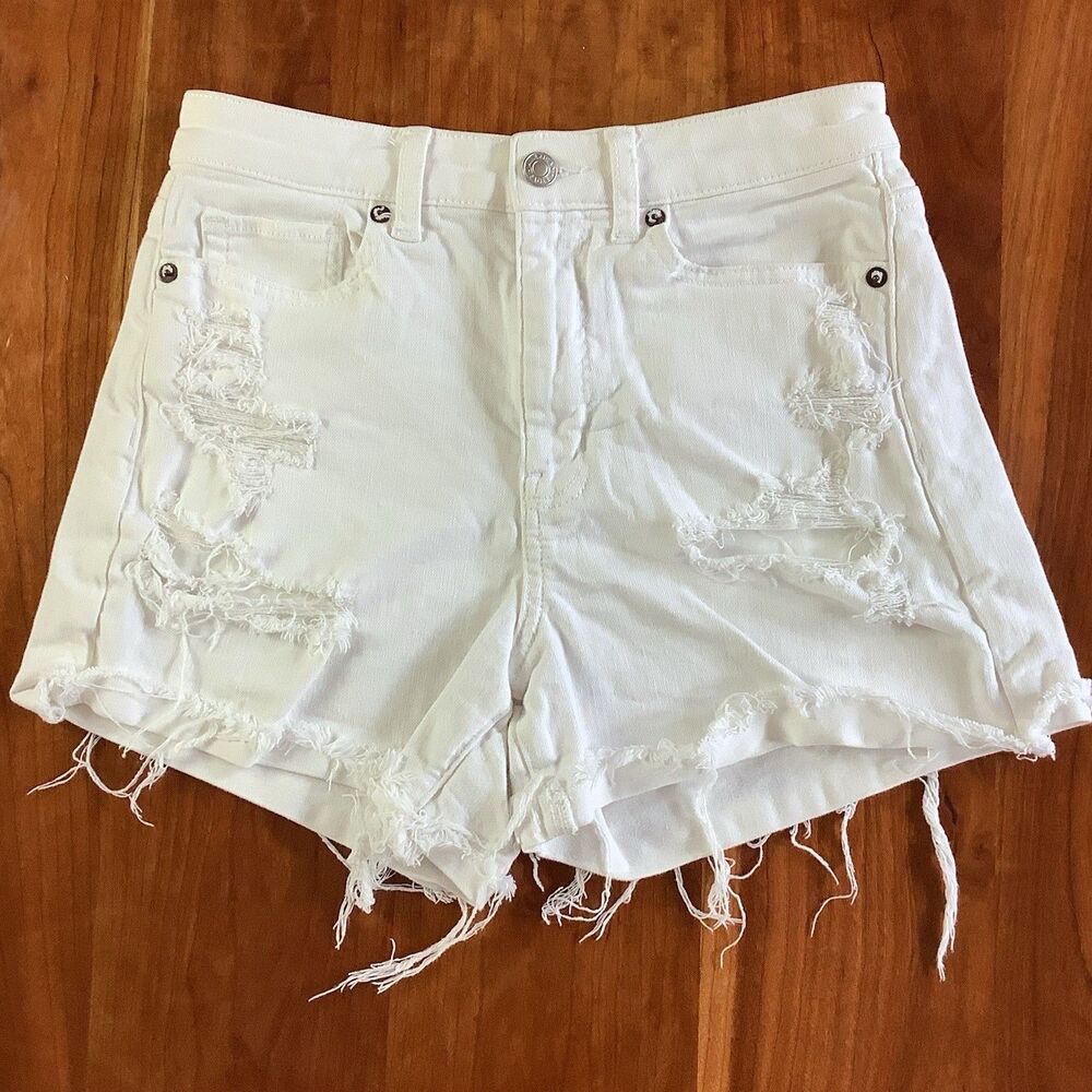 American Eagle High Rise Stretch Distressed White Mom Jean Shorts Women 2 26X3